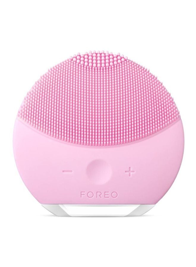 FOREO Luna Mini 2 Sonic Facial Cleansing Pink 200grams - Image 1