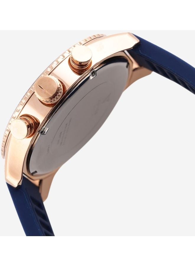 GUESS Men's Fleet Water Resistant Chronograph Watch W0971G3 - Image 3