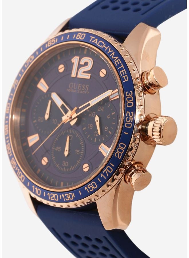 GUESS Men's Fleet Water Resistant Chronograph Watch W0971G3 - Image 4