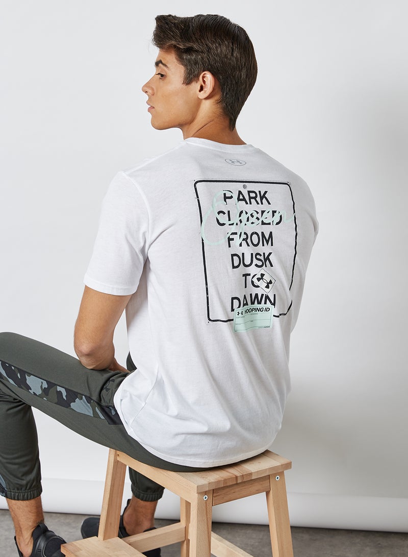 UNDER ARMOUR - Undr Armr Wordmark T-Shirt White/Black - Image 1