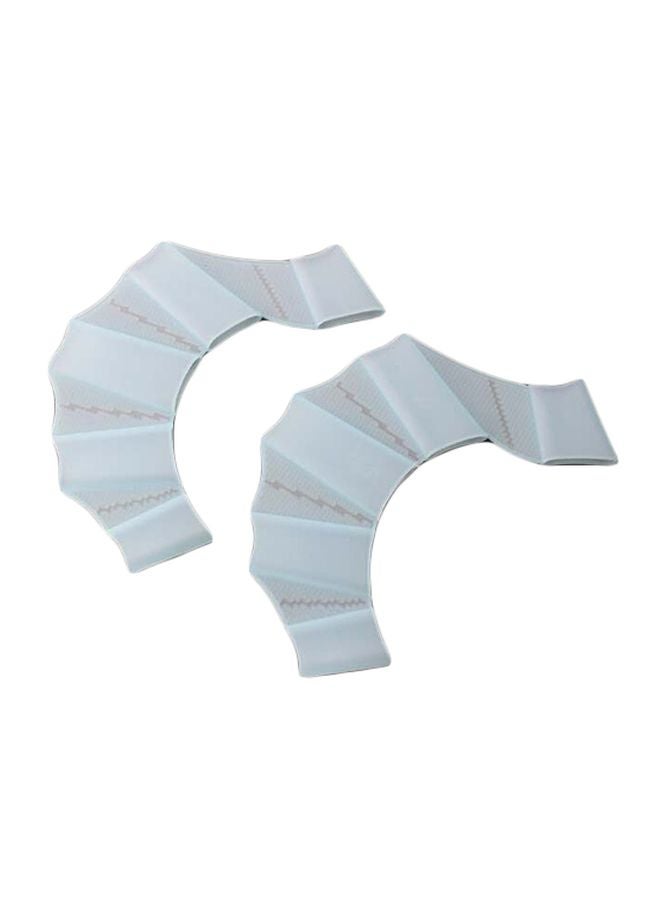 Generic Pair Of Silicone Swimming Finger Webbed Gloves 14.3x7x2.3cm - Image 1