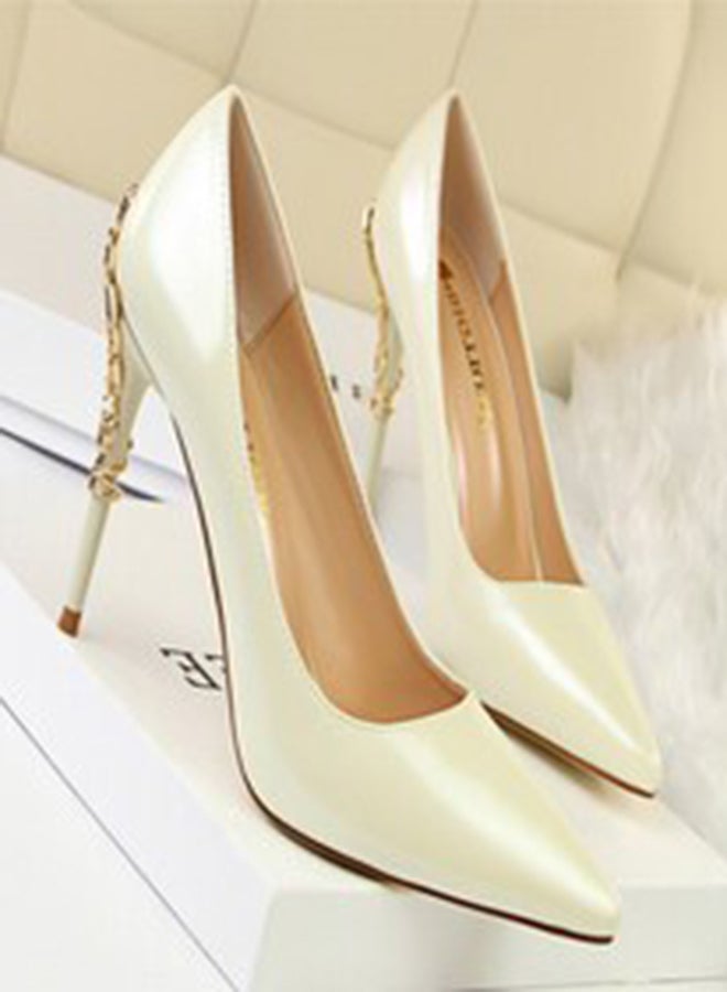 Faddish Pointed Toe Patent Leather Thin Heel Shoes Cream White - Image 3