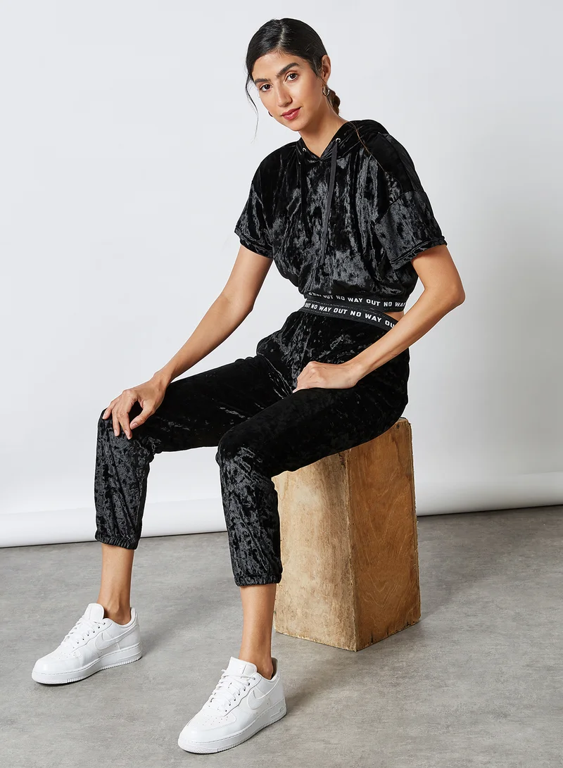 trendyol Faux Velvet Crop Top Black