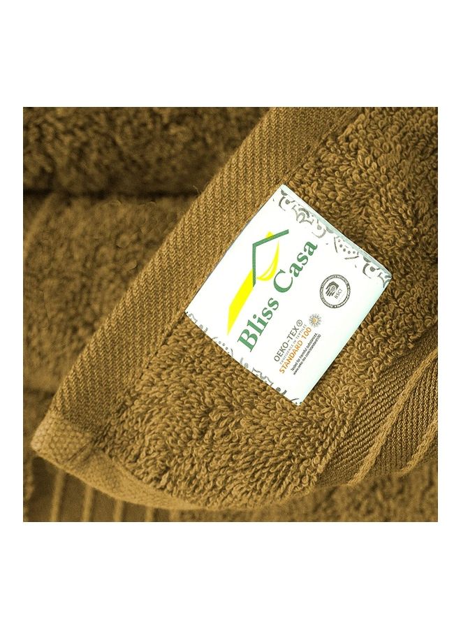 Bliss Casa Bliss Casa 6-Piece Towel Set, 100% Combed Cotton 550 GSM Superior Quality, Quick Dry Highly Absorbent Thick Bathroom Soft Hotel Towels for Bath And Spa, Towel Set Includes 2 Bath Towels (70x140 cm), 2 Hand Towels (40x70 cm), 2 Washcloths (30x30 cm) Beige 70x140cm  - Image 4