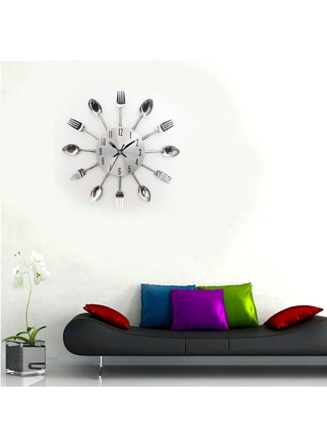 Voberry - Cutlery Pattern Analog Wall Clock Silver 32 x 32cm - Image 1