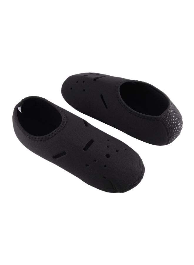 Generic - 3MM Swimming Diving Socks 24x3x16cm - Image 1