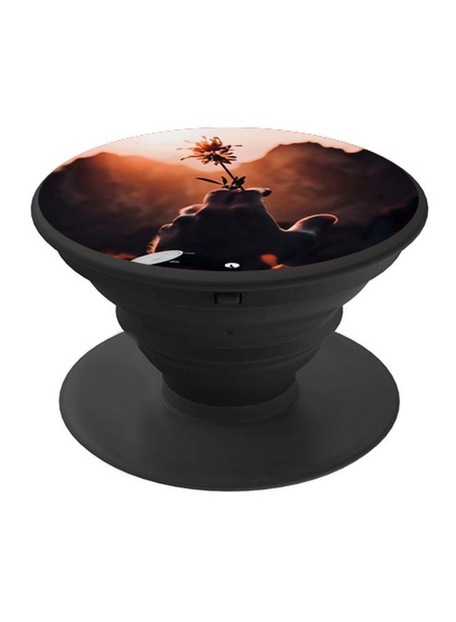 بي بي حامل هاتف بوب سوكيت مطبوع بتصميم يد تحمل زهرة بني/بيج/أسود - Image 1