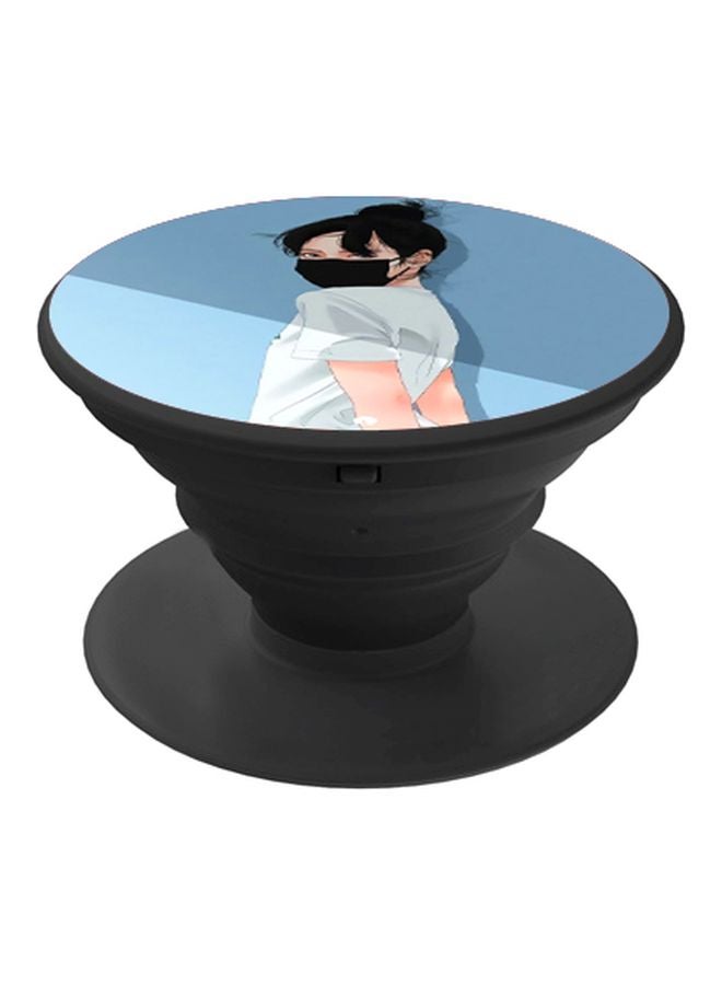 بي بي حامل هاتف بوب سوكيت بطبعة رسم أنمي أسود/أزرق/أبيض - Image 1