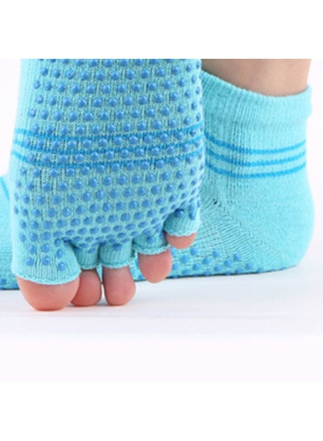 Generic Pair Of Anti-Skid Sports Socks 10x8x2cm  - Image 2