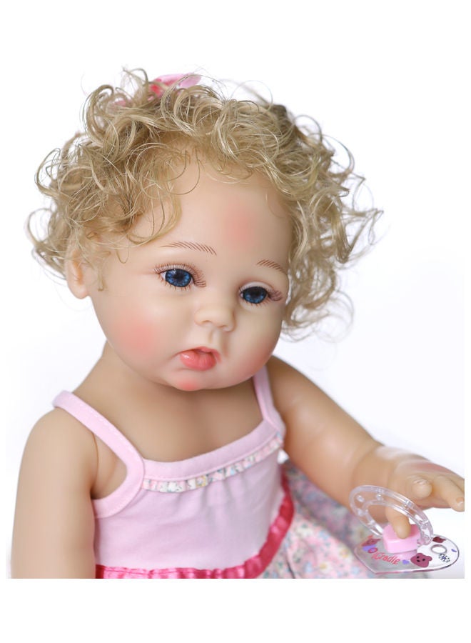بيوينتي دمية مصنوعة من السيليكون على شكل طفلة بشعر مجعد 47سم - Image 5