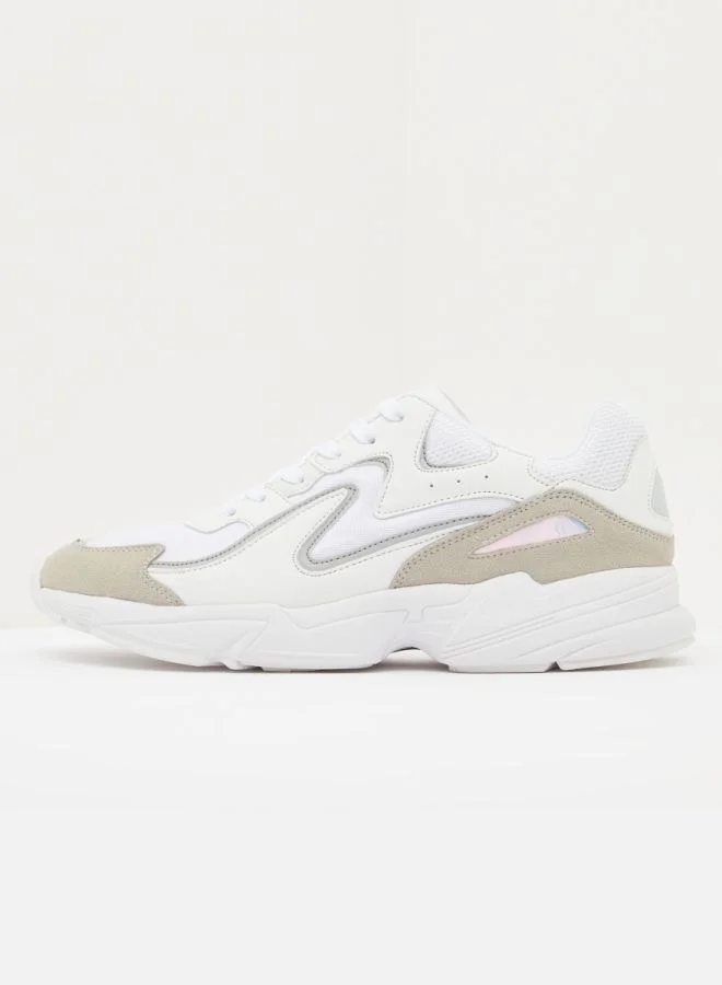 shoexpress Textured Lace-Up Trainers White/Beige