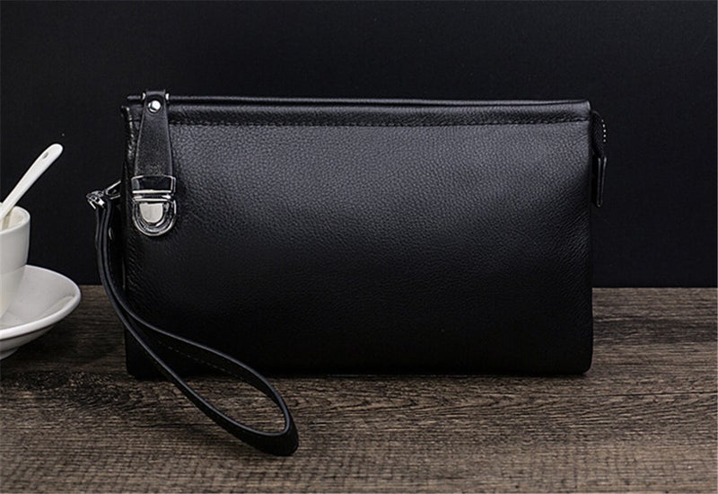 Large Capacity Bag With Leisure Lock Buckle Black  - Image 1