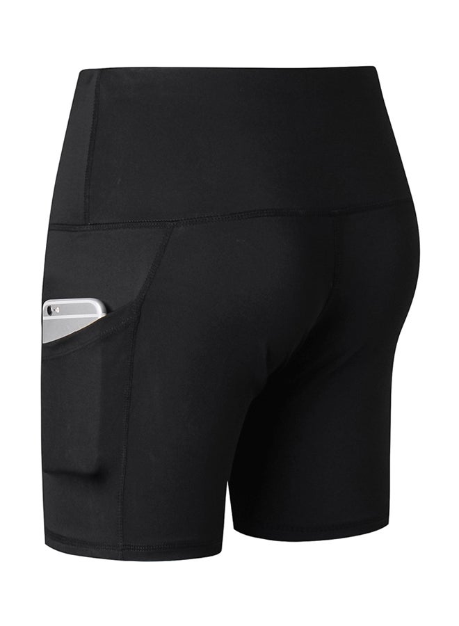 Solid Pocket Detailed Shorts Black  - Image 2