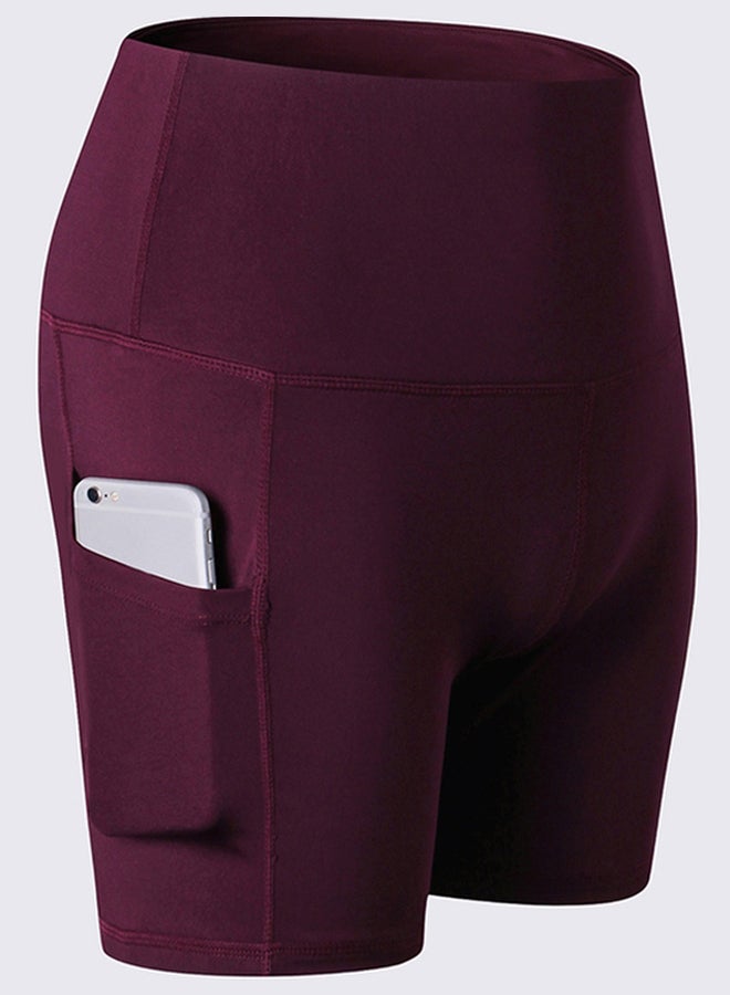 شورت سادة مزين بجيوب خمري - Image 1