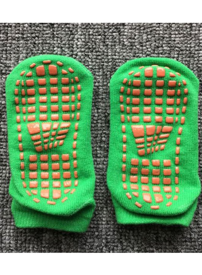 Fitness Pilates Non Slip Socks Grass Green  - Image 3