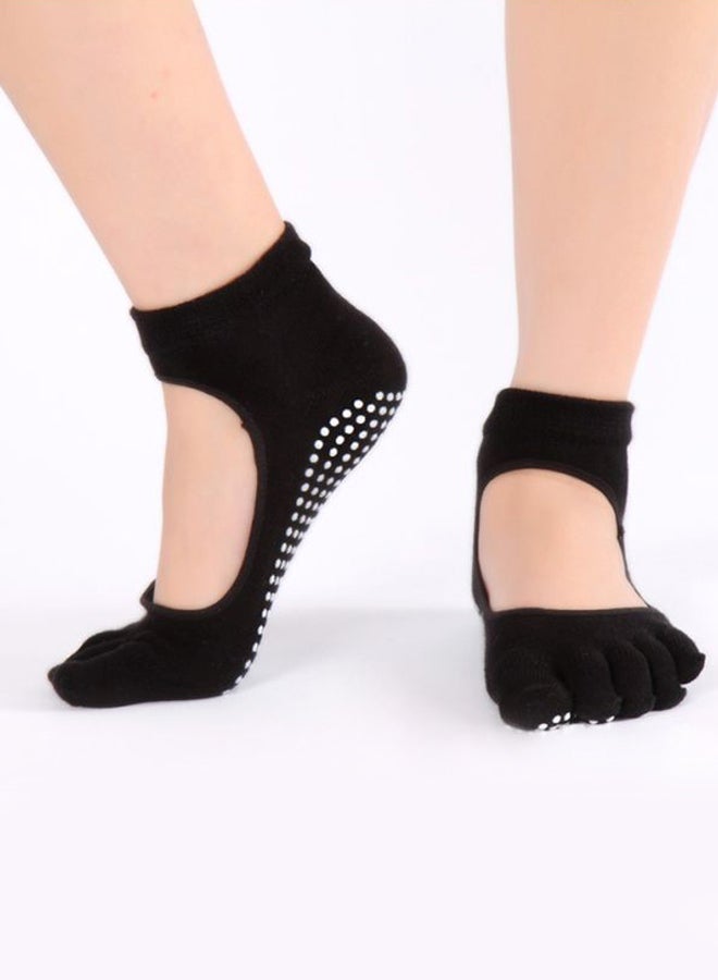 Anti-Slip Yoga Socks Black  - Image 1