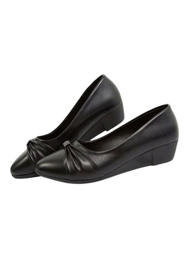 Bow Designed Slip-On Wedge Pumps Black - Image 2