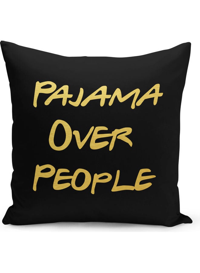 وسادة مخملية سوداء مع اقتباس مرح عن البيجاما مع طبعة برقائق ذهبية و معدنية مع عبارة Pajama Over People  وسادة ديكور منزلي ذاتية الصنع أسود 40 x 40سم  - Image 1