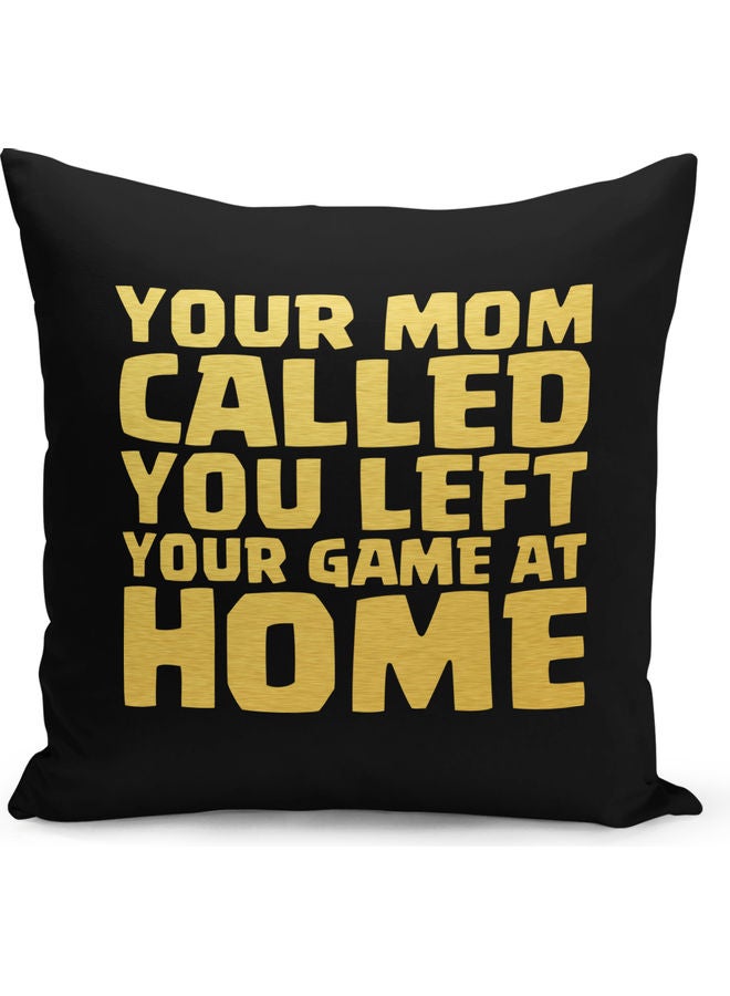 وسادة زينة مطبوع عليها عبارة "Mom Calling Gamers" أسود/ذهبي 40x40سم  - Image 1