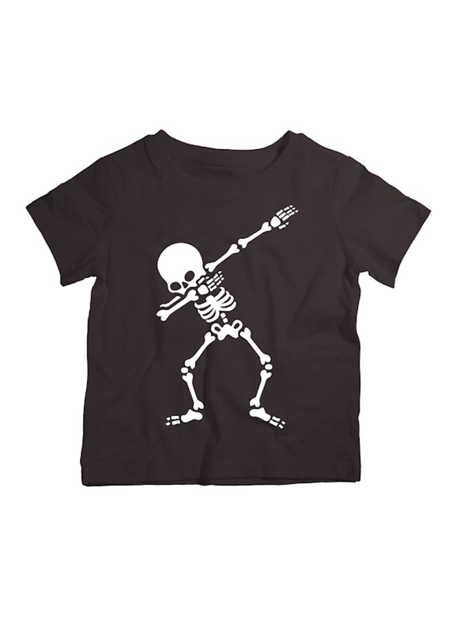 Twinkle Hands Skeleton Printed T-Shirt Black - Image 1