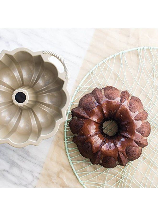 نورديك وير قالب لإعداد الحلوى من باندت رمادي 10.5x10.5x4.5بوصة - Image 2