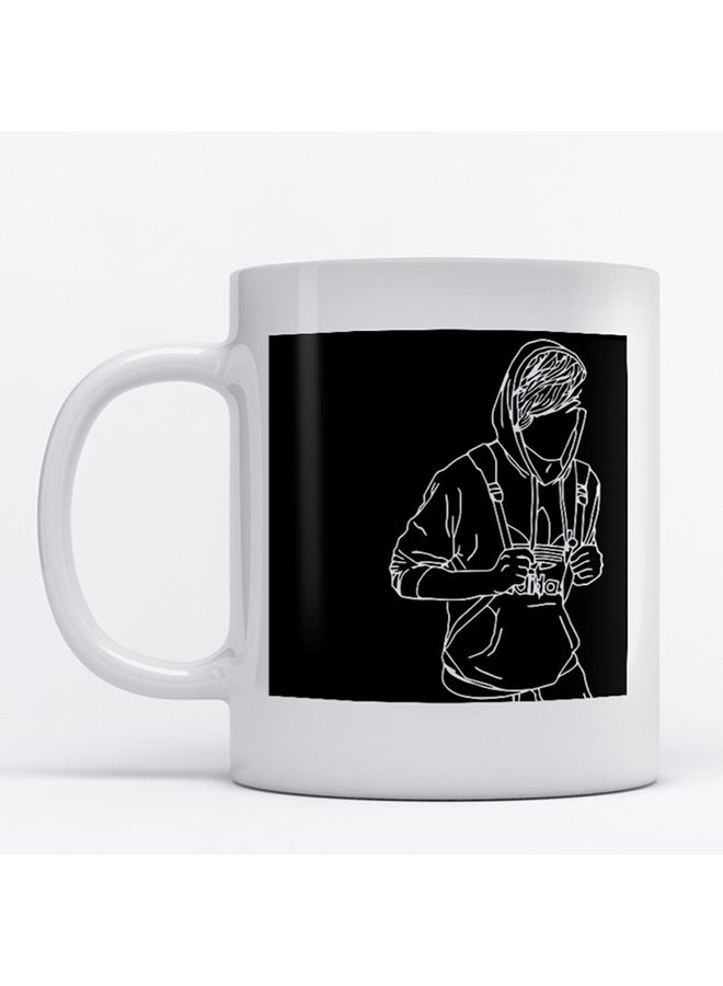 أتيك مج بتصميم فاتن بطبعة صورة رجل أبيض