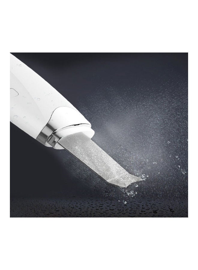 جهاز كهربائي لتنظيف المسام وإزالة الرؤوس السوداء وحب الشباب مزود بمنفذ شحن USB، لون أبيض وفضي. - Image 3