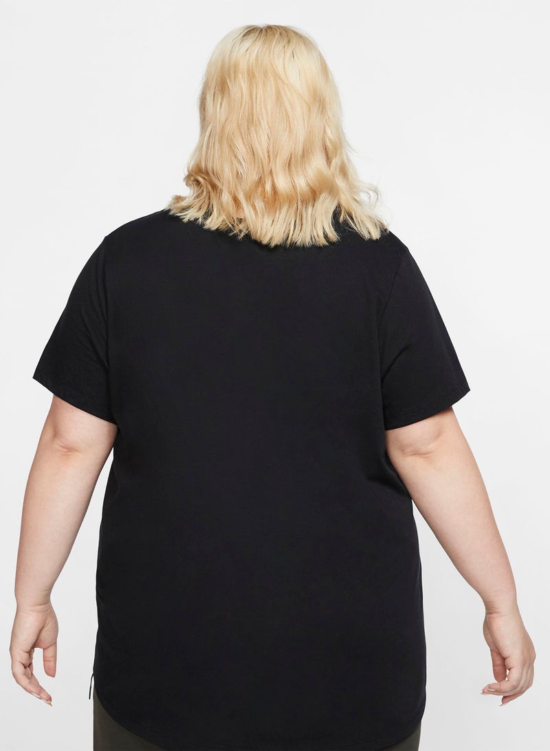 Nike Plus Size Sportswear Essential T-Shirt BLACK/WHITE - Image 3