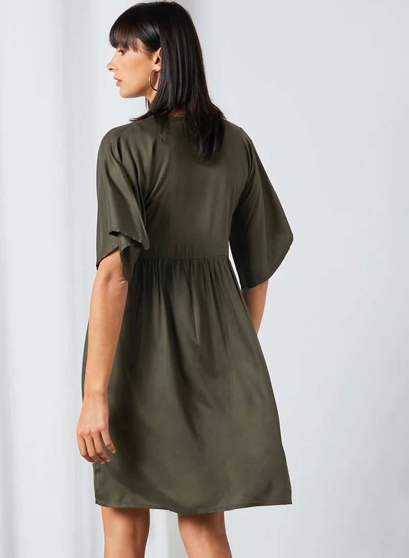 High Streets Buttoned V-Neck Dress