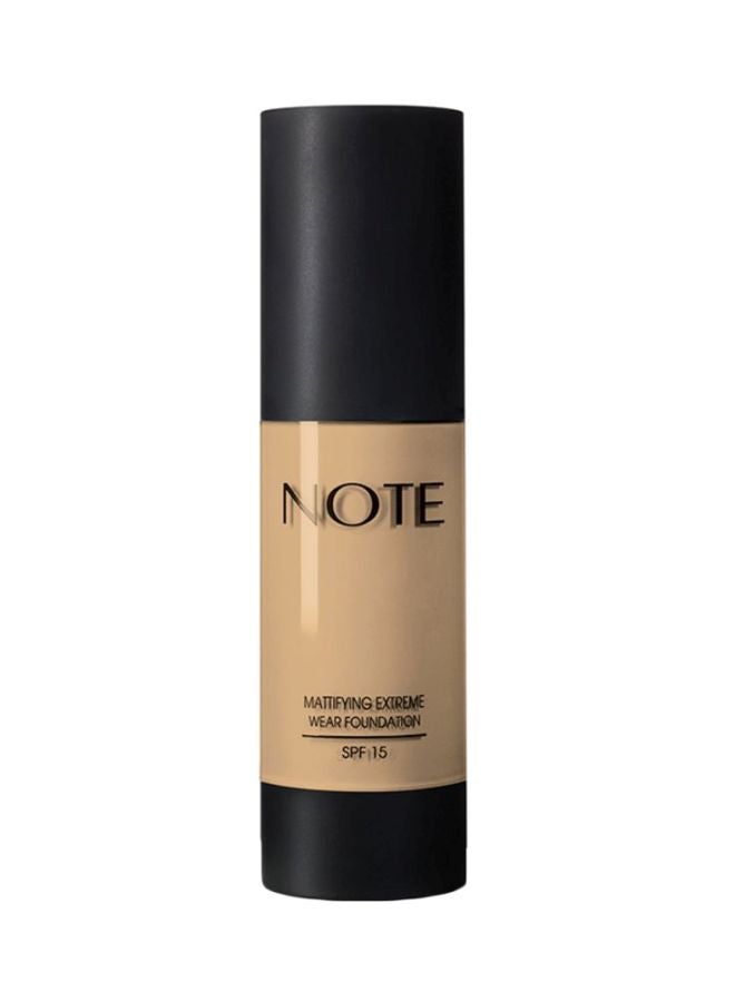 Note Mattifying Extreme Wear Foundation SPF 15 02 Natural Beige - Image 1