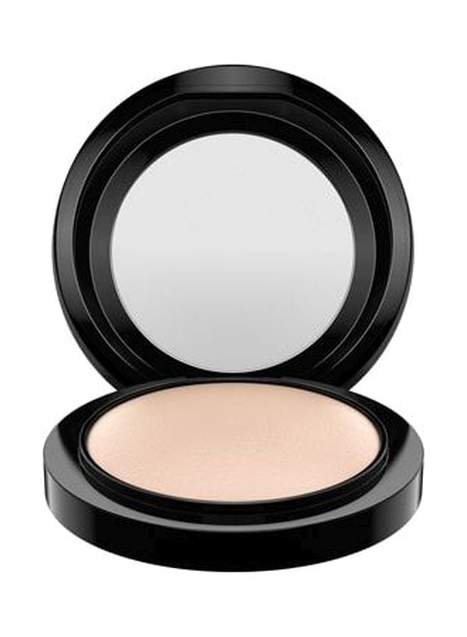 M.A.C - Mineralize Skinfinish Natural Face Powder Light - Image 1