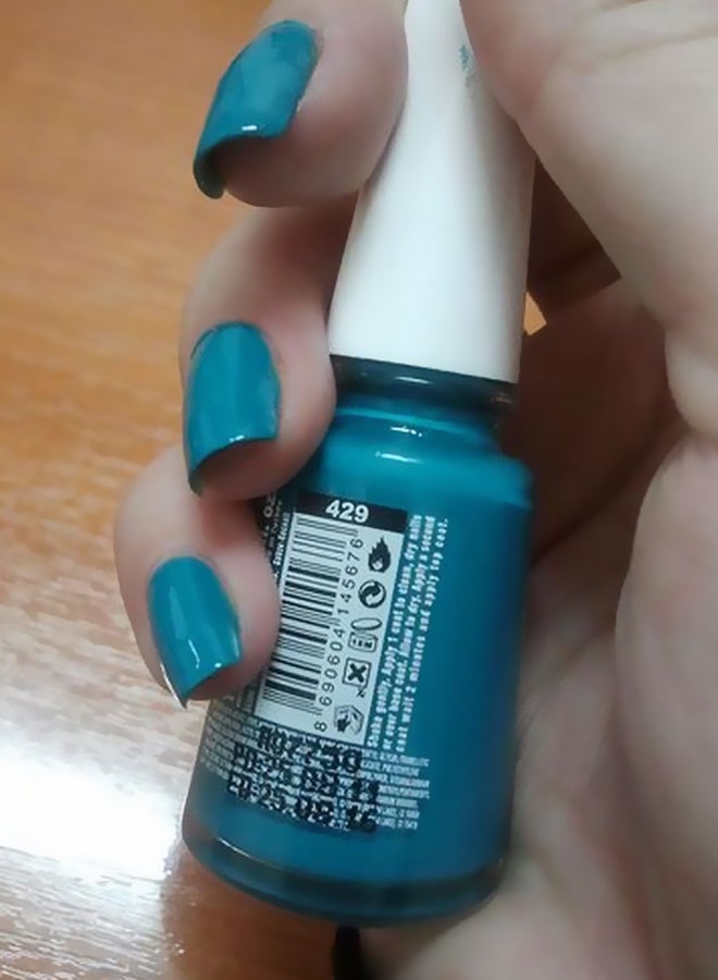 flormar Shiny Nail Enamel 429 Cyan-Bright Color - Image 3