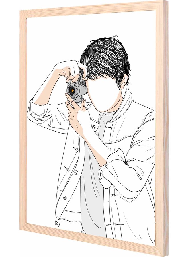 لوحة فنية للديكور بإطار وتصميم يعبّر عن مصوّر فوتوغرافي خشبي 43x53x2سم - Image 1