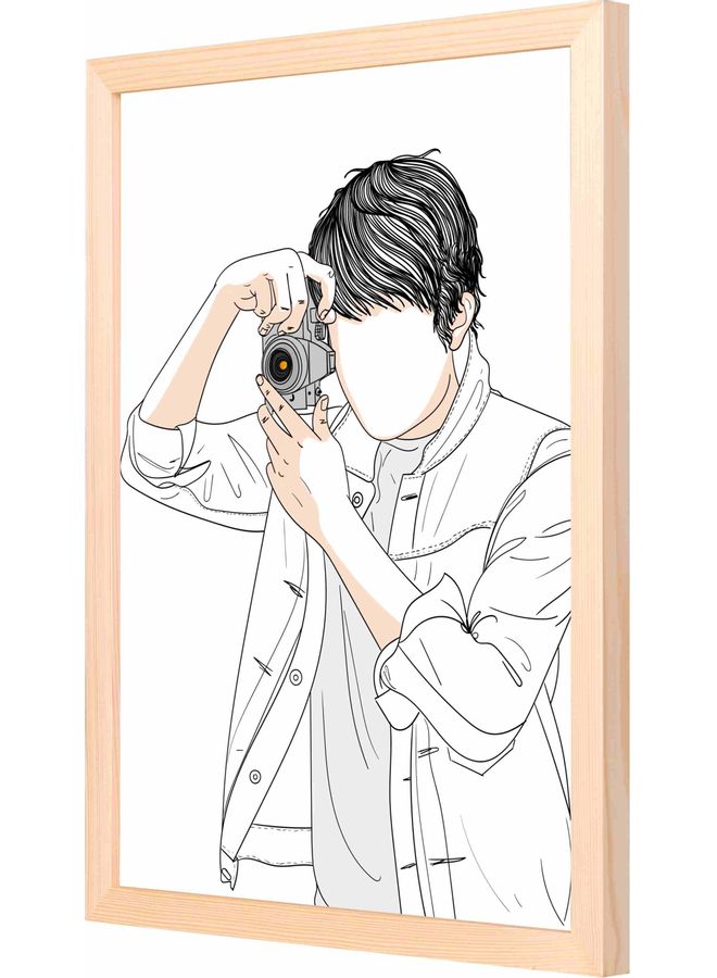 لوحة فنية للديكور بإطار وتصميم يعبّر عن مصوّر فوتوغرافي خشبي 33x43x2سم - Image 1