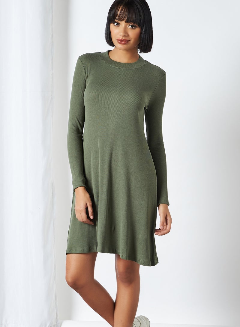 BRAVE SOUL - Solid Swing Crew Neck Dresses Green - Image 1