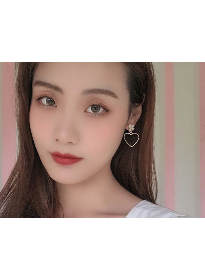 J&J Flower And Heart Designed Dangle Earrings - Image 4