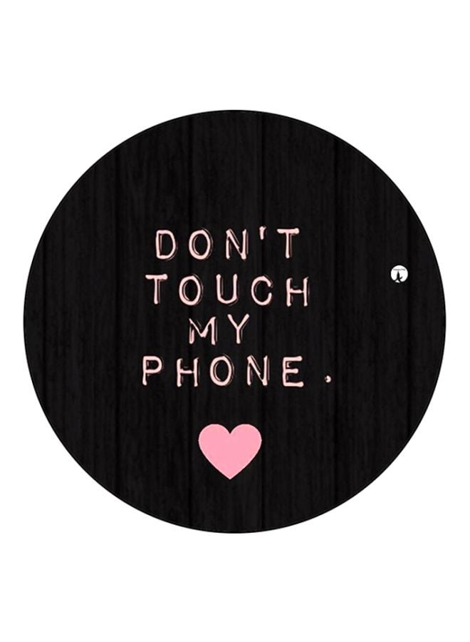 بي بي لوحة ماوس دائرية مُزينة بعبارة باللغة الإنجليزية أسود/وردي