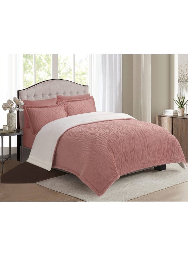 Feather - 6-Piece Velvet Winter Comforter Set Velvet Pink - Image 1