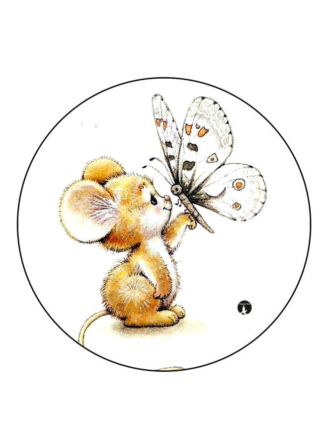 بي بي مغناطيس للثلاجة بطبعة فأر مع فراشة أبيض/ بني/ رمادي 5.5سم - Image 1