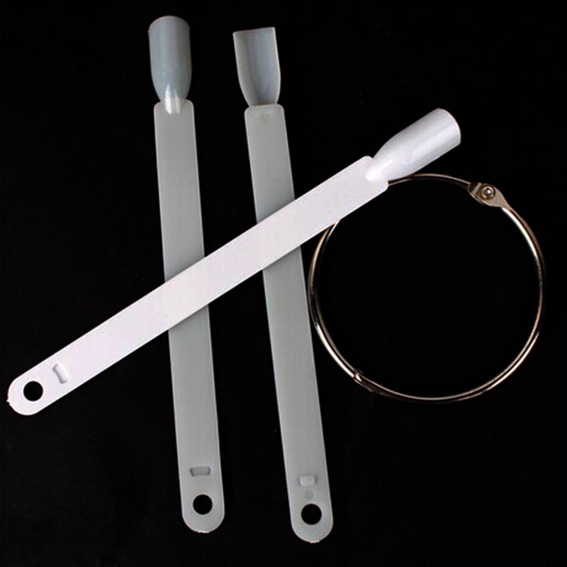 طقم حوامل عرض للأظافر المستعارة مزود بدائرة حديدية ومكون من 50 قطعة 50 لوح شفاف مناسبة لعرض ألوان الطلاء ومعلقة بحلقة حديدية - Image 5