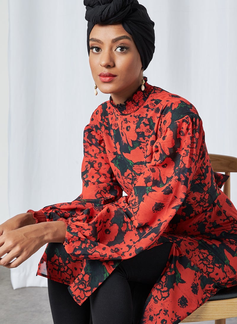 هوب اند ايفي فستان بنقشة زهور وحاشية مثنية أسود وأحمر - Image 4