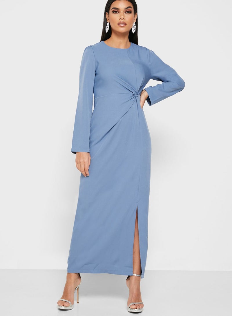 خزانة فستان طويل بتصميم ملتف من الأمام أزرق - Image 1