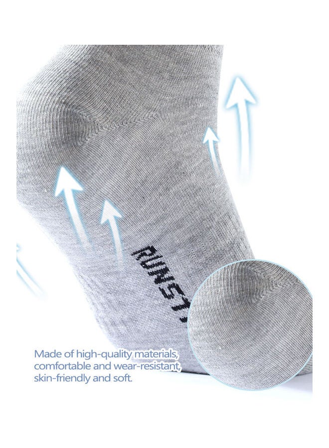 Pair Of 12 Unisex Low Cut Socks Black  - Image 5