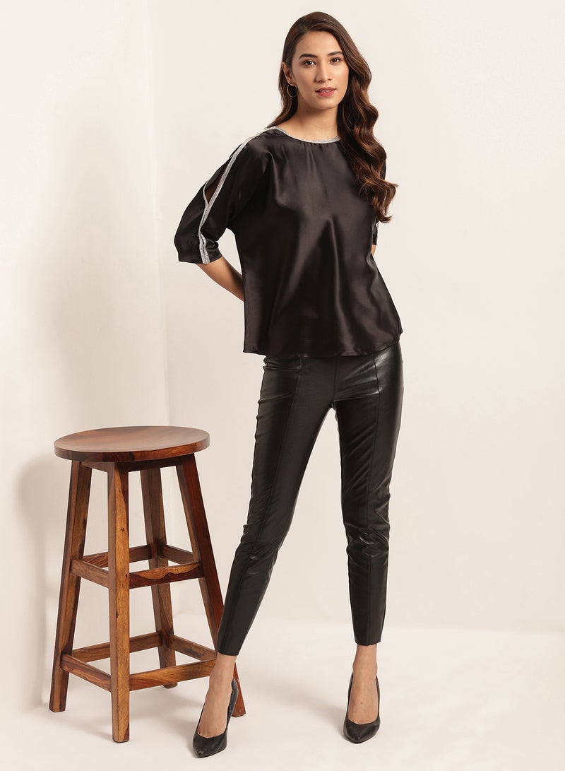 Aila Solid Design Three Quarter Sleeves Blouse Black - Image 3