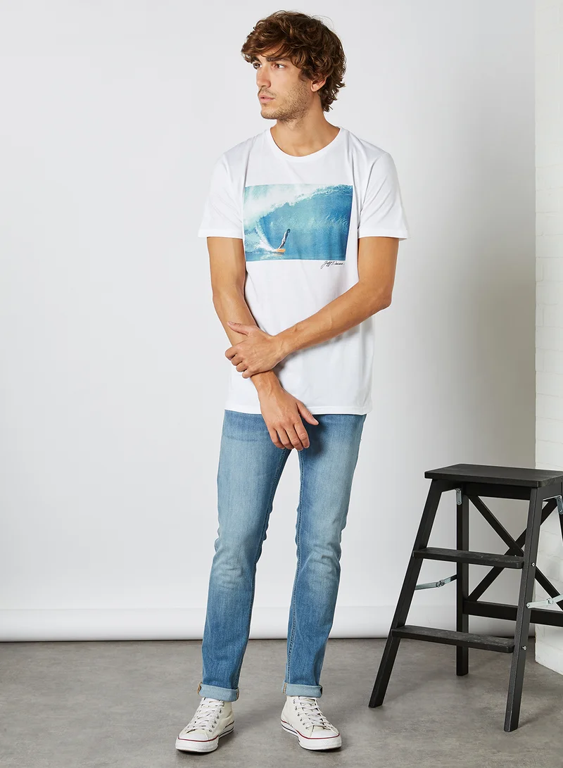 DEDICATED T-shirt Stockholm Lopez White