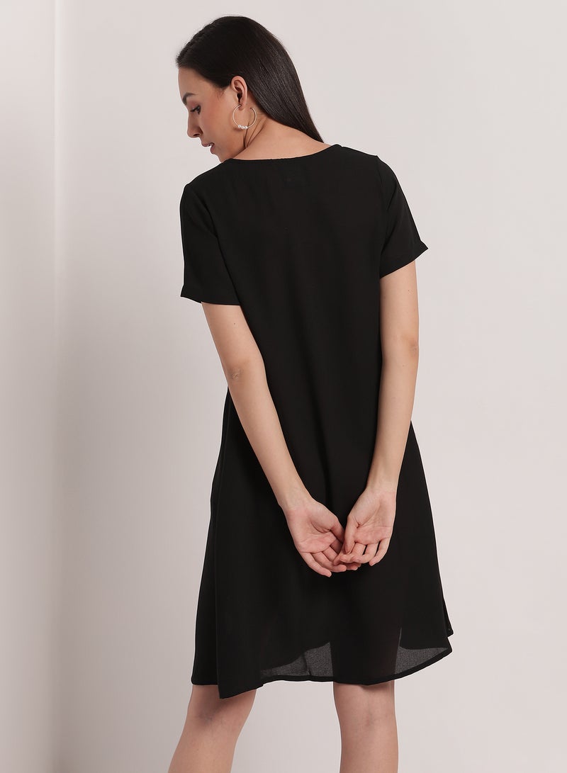 Aila Short Sleeves Crepe A-Line Dress 131 Black  - Image 2