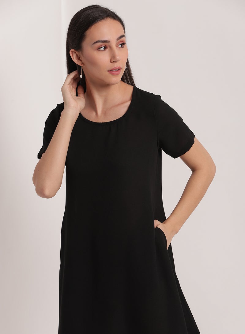 Aila Short Sleeves Crepe A-Line Dress 131 Black  - Image 4