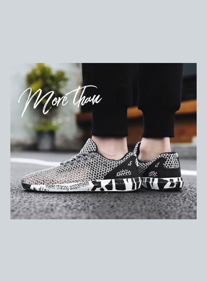 بيوينتي حذاء عصري كاجوال رياضي جديد مناسب للصيف خفيف الوزن من طبقة واحدة من القماش الشبكي الفارغ أسود - Image 3