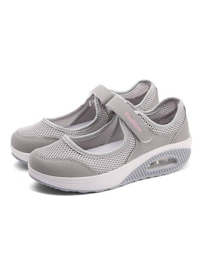 Beauenty Spring and summer breathable, heighten net and air cushion walking shoes for middle-aged and elderly people anti slip soft soled women's shoes grey - Image 1