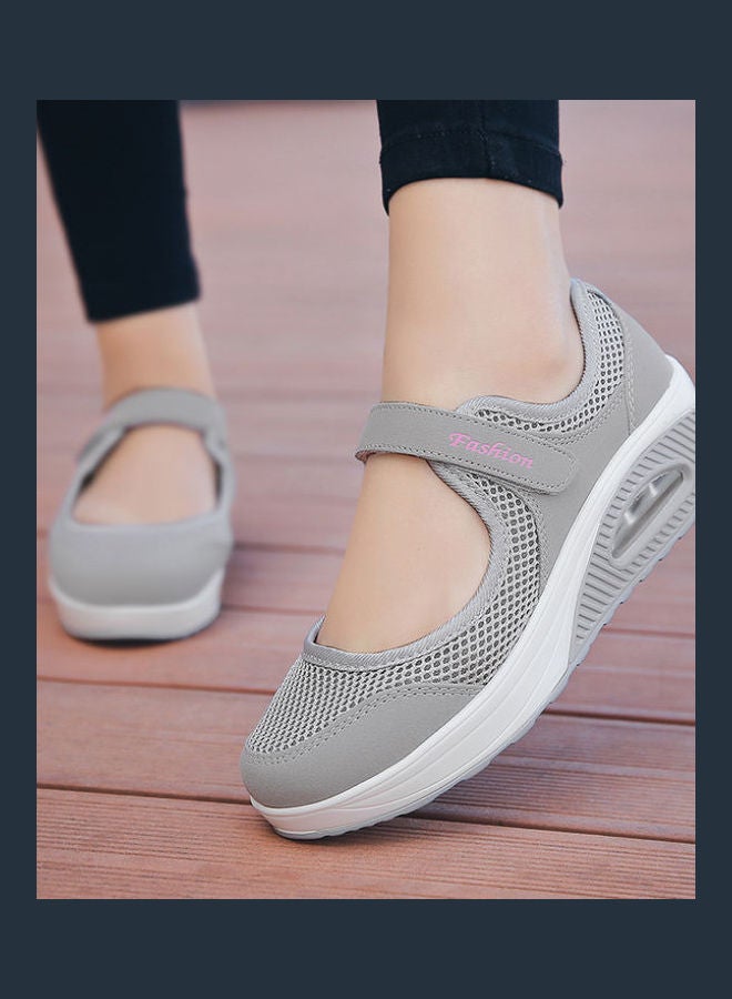 Beauenty Spring and summer breathable, heighten net and air cushion walking shoes for middle-aged and elderly people anti slip soft soled women's shoes grey - Image 3